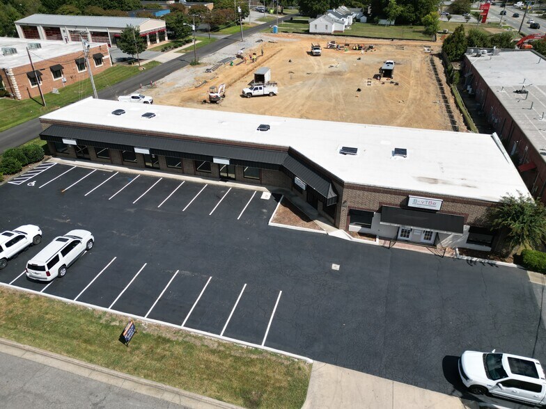 Primary Photo Of 506 Idol St, High Point Unknown For Lease