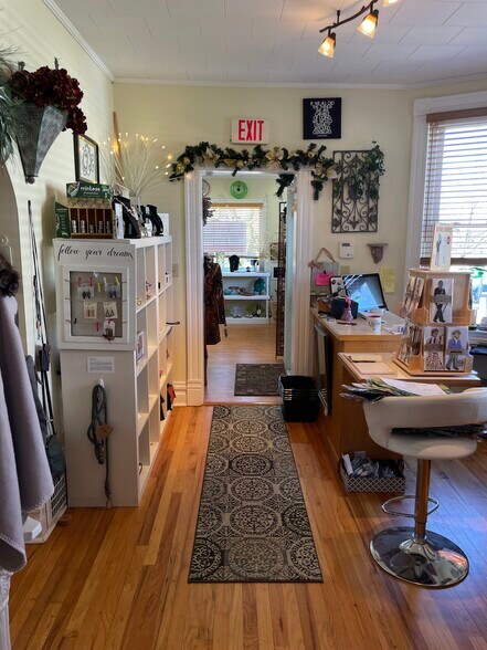 More Photos Of 120 Church Rd, Wexford Office For Lease