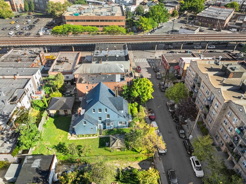 More Photos Of 1418 Doris St, Bronx Land For Sale