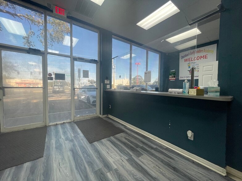More Photos Of 2590 Havendale Blvd, Winter Haven Office For Sale