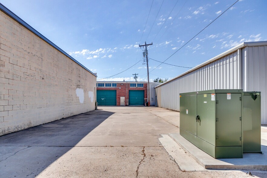 More Photos Of 1727 S Agnew Ave, Oklahoma City Service For Lease