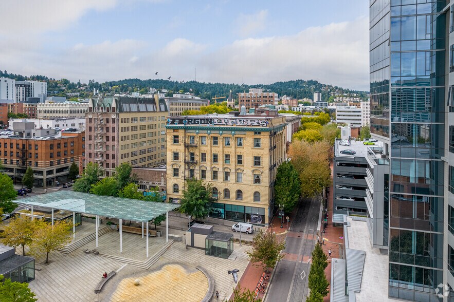 More Photos Of 918 SW Yamhill St, Portland Office For Lease