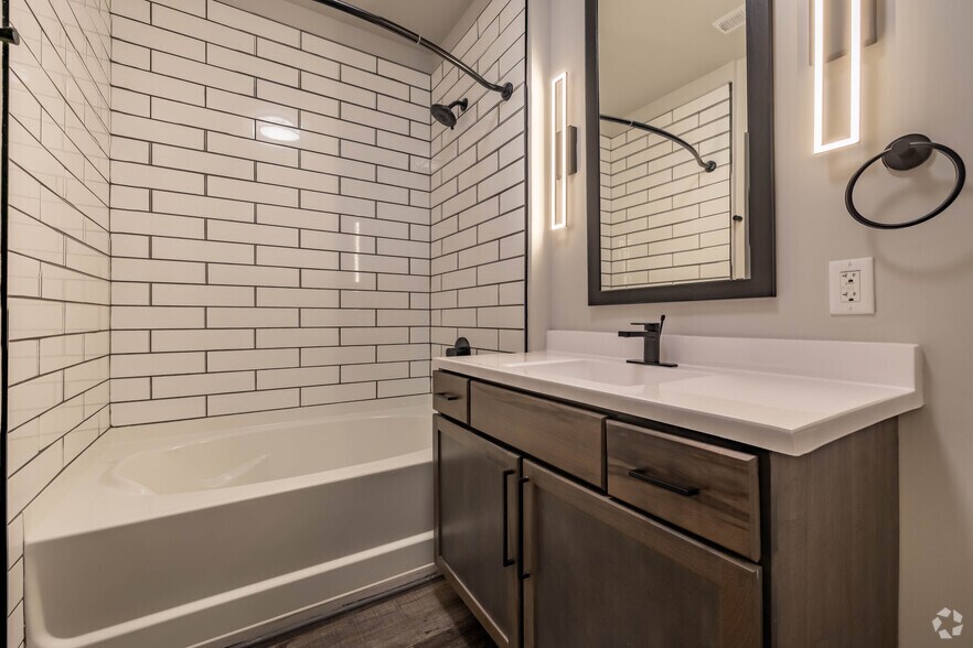 More Photos Of 830 Main St, Cincinnati Apartments For Lease