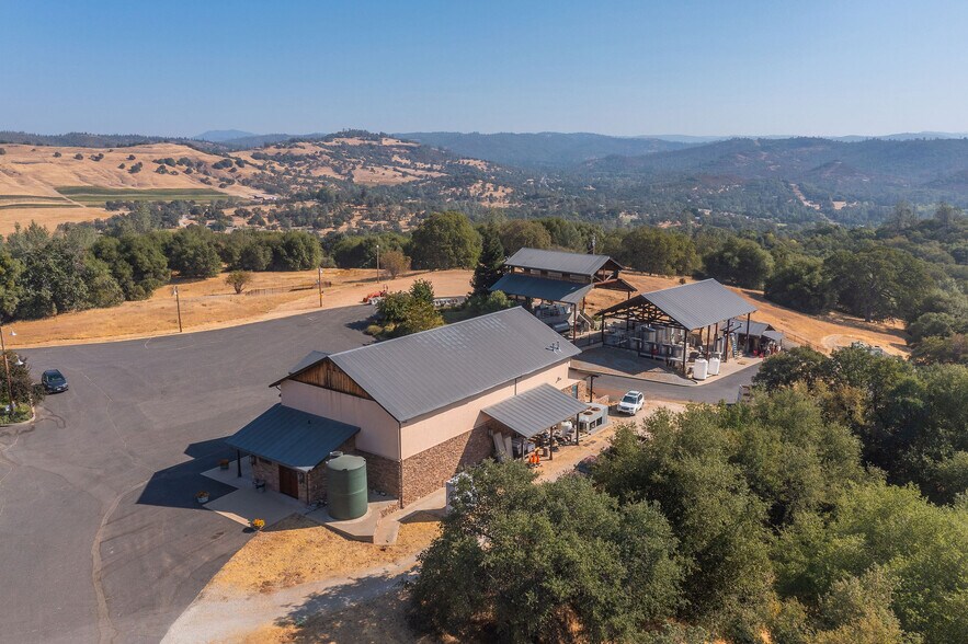 More Photos Of 4280 Red Hill Rd, Vallecito Winery Vineyard For Sale