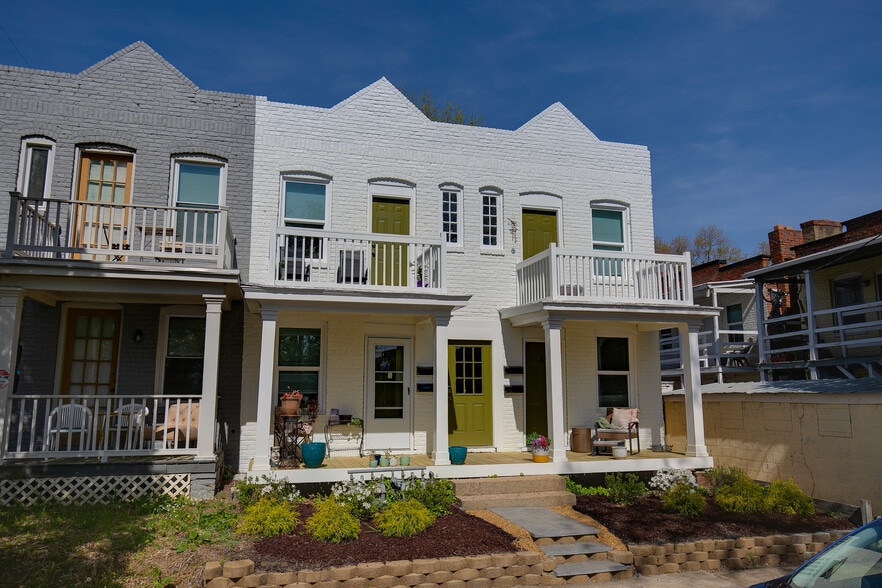 More Photos Of 4 S Auburn Ave, Richmond Apartments For Sale