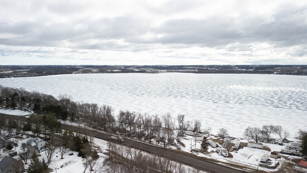 More Photos Of 203 Main St E, Elysian General Retail For Sale