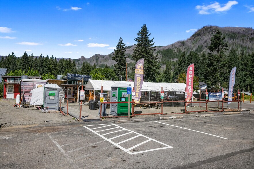 More Photos Of 100 Detroit Ave, Detroit Restaurant For Sale