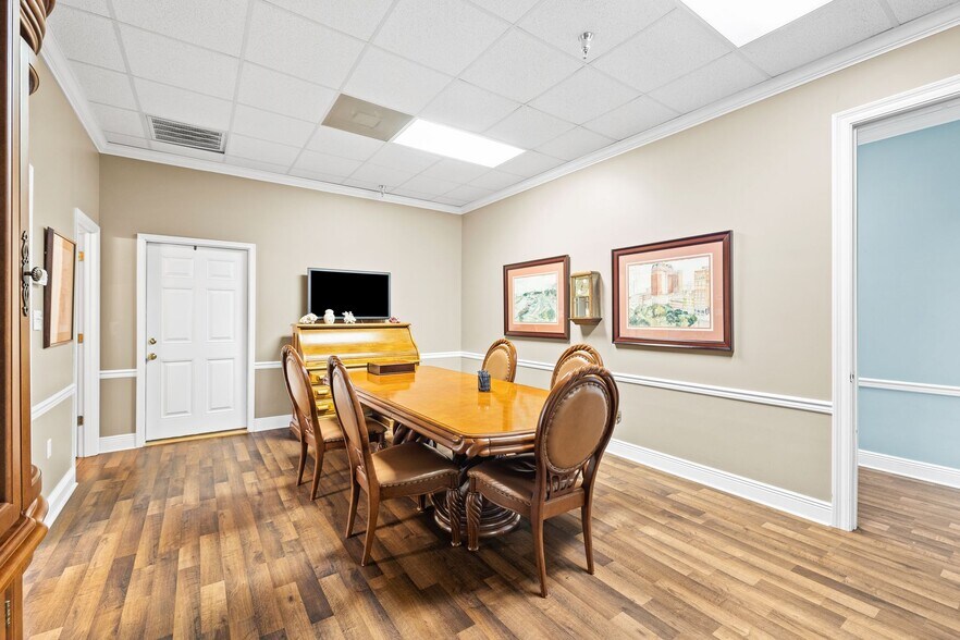 More Photos Of 12815 US Highway 98 W, Miramar Beach Medical For Sale