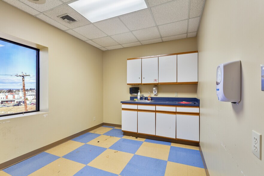More Photos Of 1227 W Liberty St, Allentown Medical For Sale