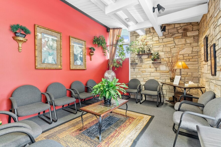 More Photos Of 3811 Portola Dr, Santa Cruz Medical For Sale