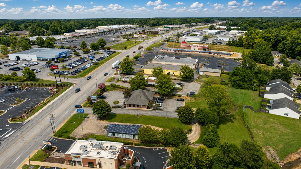 More Photos Of 1435 S Carolina 72, Greenwood Land For Lease