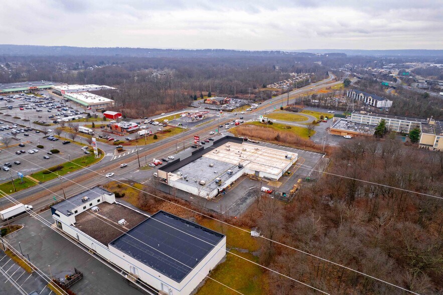 More Photos Of 745 US Highway 46, Parsippany Storefront For Sale