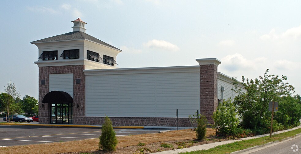 More Photos Of 1320 Kempsville Rd, Chesapeake Freestanding For Lease