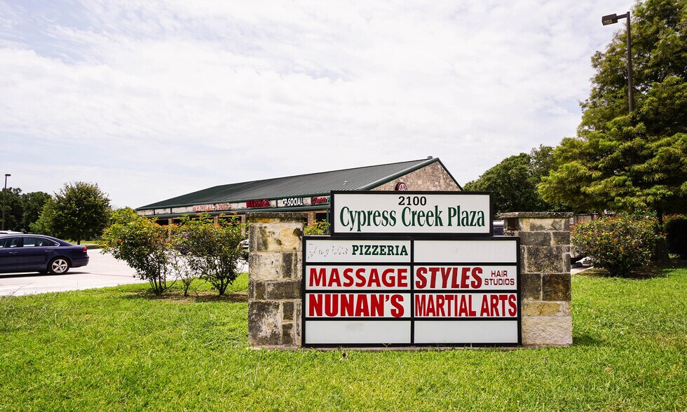 More Photos Of 2100 Cypress Creek Rd, Cedar Park Storefront For Sale