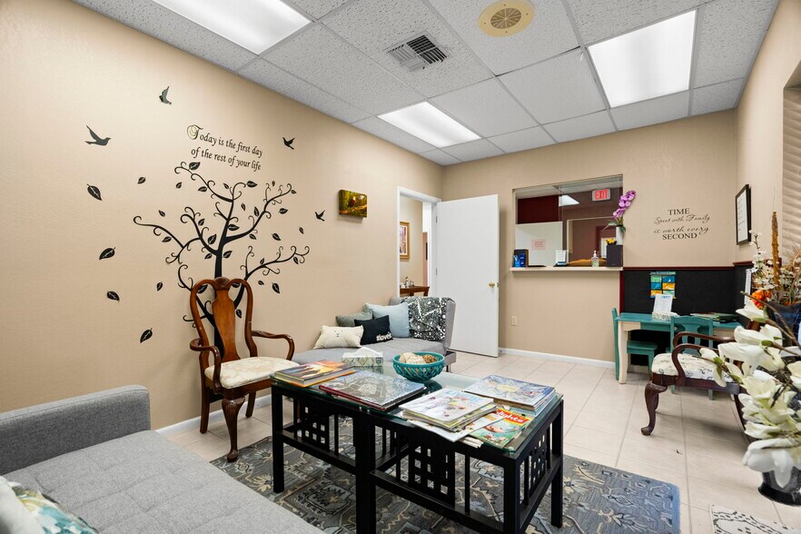 More Photos Of 10333 Seminole Blvd, Largo Office For Sale