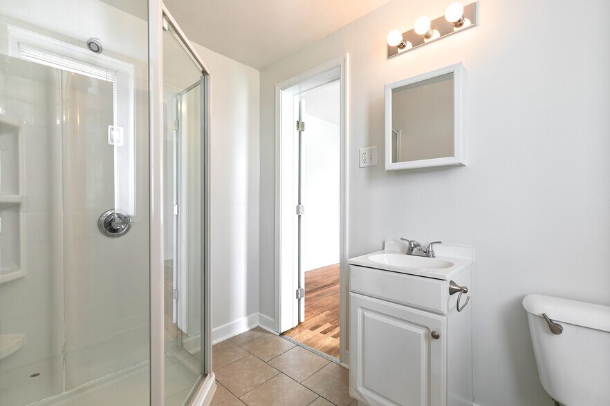 More Photos Of 2400 Barton Ave, Richmond Apartments For Sale