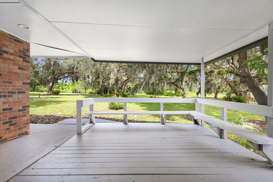 More Photos Of 579 Johnson Lake Rd, De Leon Springs Assisted Living For Sale