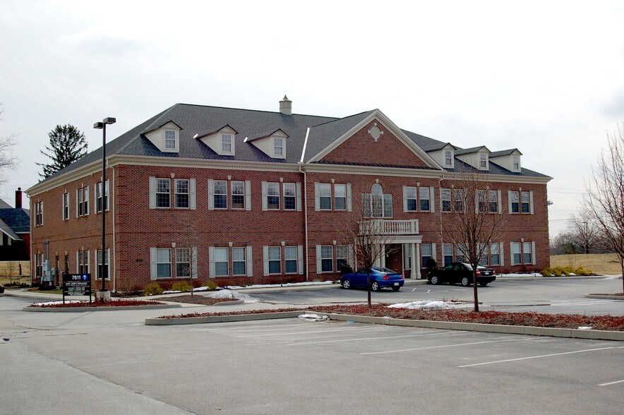 More Photos Of 7611 Cheviot Rd, Cincinnati Office For Lease