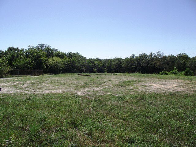 More Photos Of Highway 110, De Soto Land For Lease