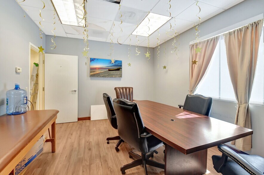 More Photos Of 15300 S Jog Rd, Delray Beach Medical For Sale