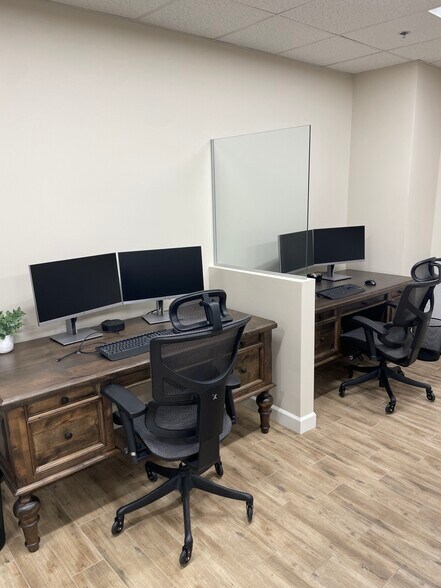 More Photos Of 16573 N 92nd St, Scottsdale Office For Lease