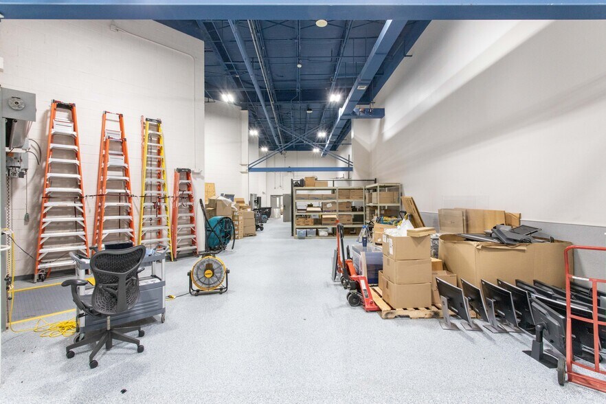 More Photos Of 2215 Southwest Pky, Wichita Falls Office For Lease