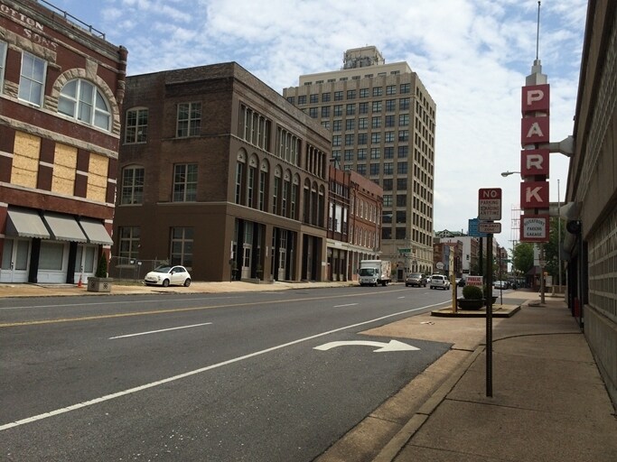 More Photos Of 44 S Front St, Memphis Apartments For Lease