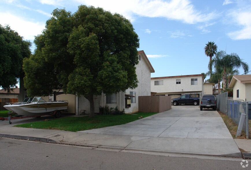 More Photos Of 1150 11th St, Imperial Beach Apartments For Sale