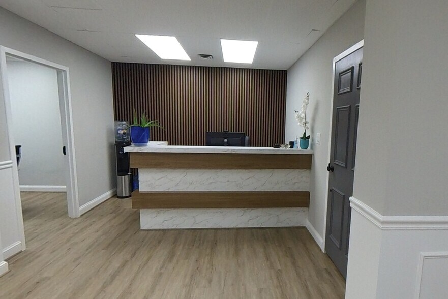 More Photos Of 10521 Judicial Dr, Fairfax Medical For Sale