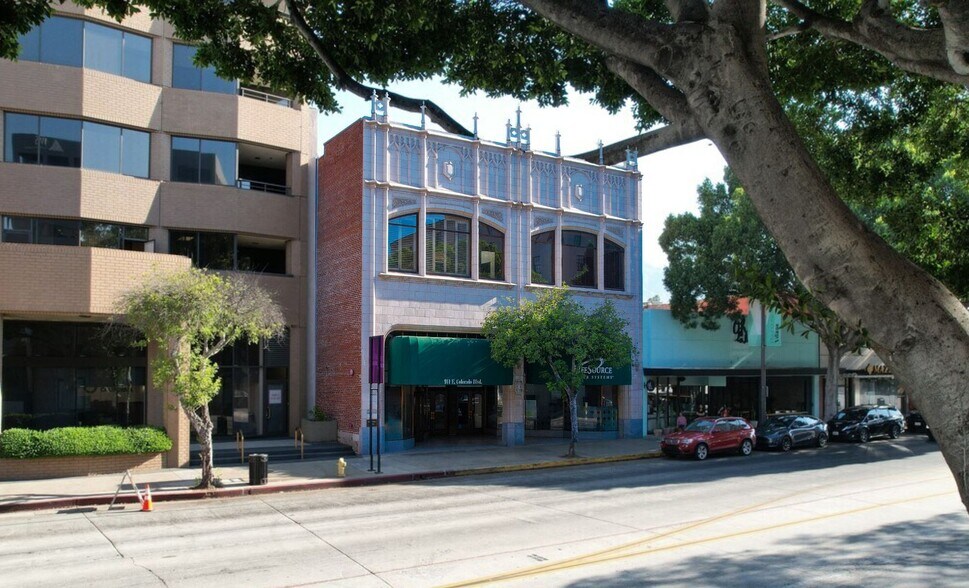 More Photos Of 911 E Colorado Blvd, Pasadena Office For Sale