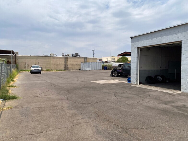 More Photos Of 4236 N 39th Ave, Phoenix Warehouse For Sale