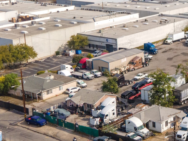 More Photos Of 11942 Allegheny St, Sun Valley Land For Sale