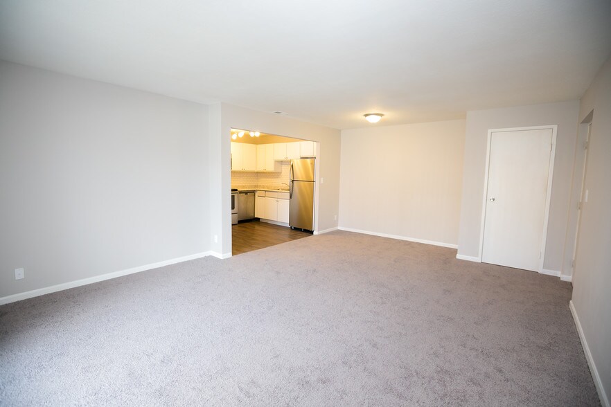 More Photos Of 480 Pedretti Ave, Cincinnati Apartments For Sale