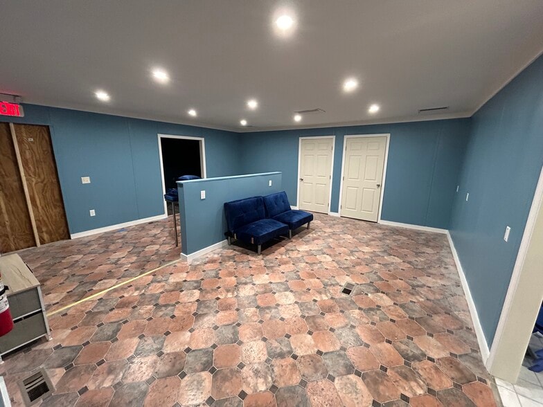 More Photos Of 1457 Main St, Bonneau Storefront Retail Office For Lease