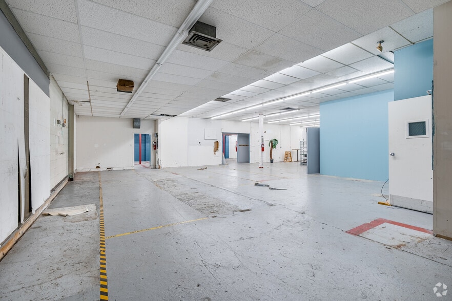 More Photos Of 76 W Landis Ave, Vineland Storefront Retail Office For Sale