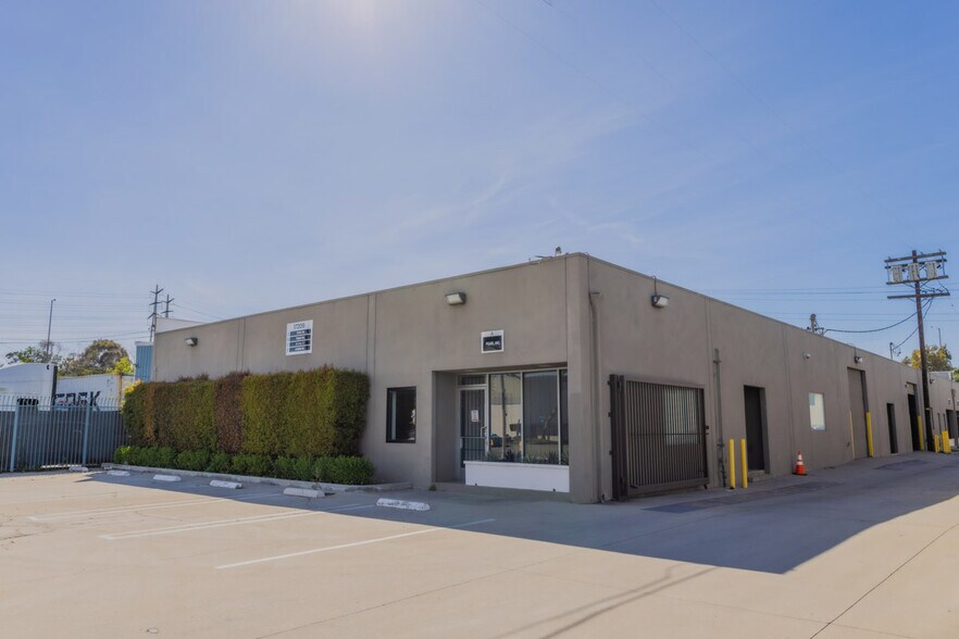 Primary Photo Of 17209 S Figueroa St, Gardena Warehouse For Lease