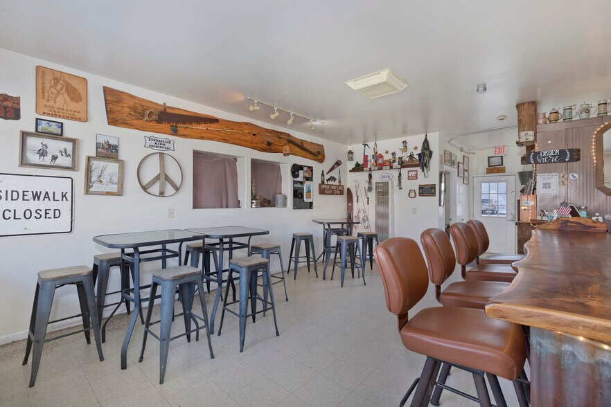 More Photos Of 20 S Sinclair St, Bridgeport Storefront For Sale