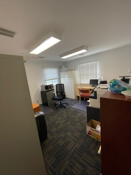 More Photos Of 615 Main St, Toms River Office For Sale
