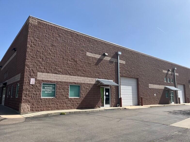 More Photos Of 1075 Ford St, Colorado Springs Warehouse For Lease