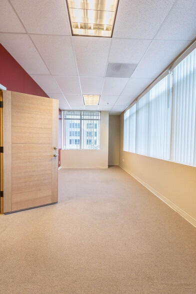 More Photos Of 4750-4794 Duckhorn Dr, Sacramento Research And Development For Sale