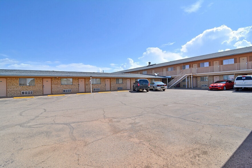 More Photos Of 2224 N White Sands Blvd, Alamogordo Hotel For Sale