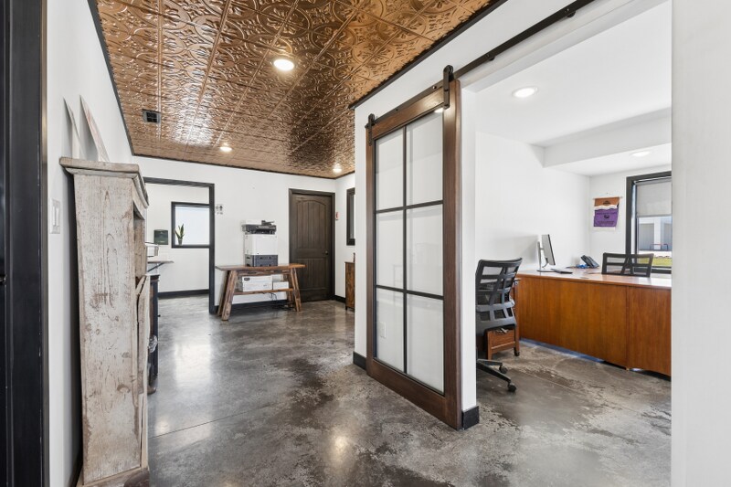 More Photos Of 214 S Airport Rd, Washington General Retail For Sale