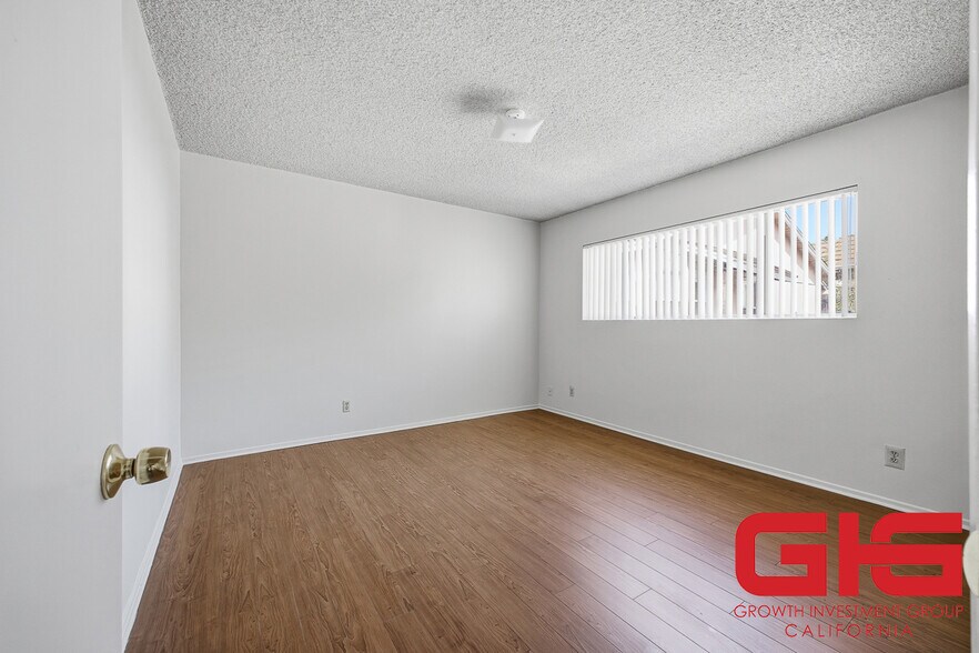 More Photos Of 411 N Chapel Ave, Alhambra Apartments For Sale