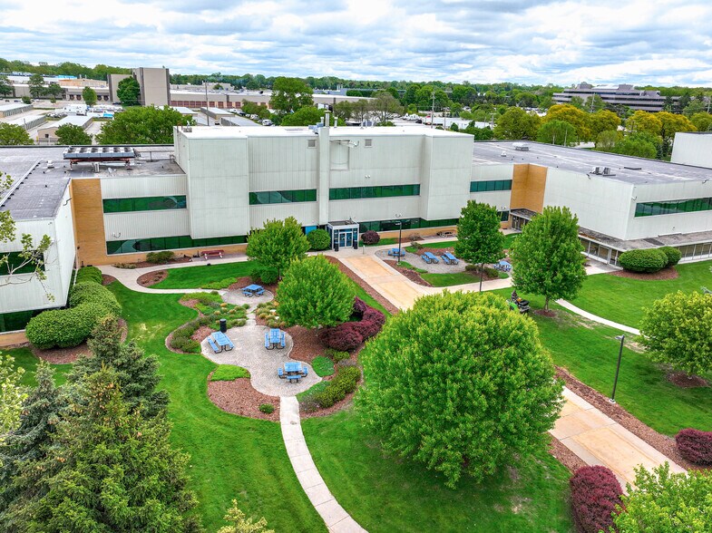 Primary Photo Of 4147 Eastern Ave SE, Wyoming Office For Sale