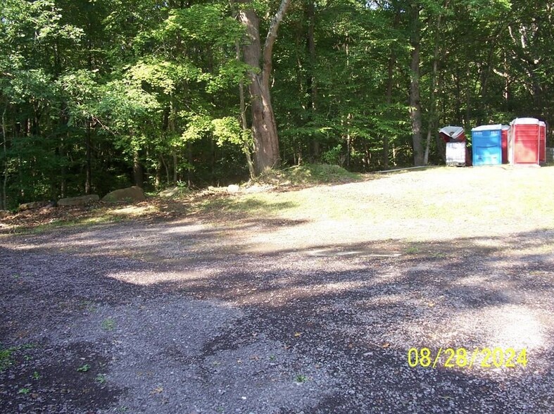 More Photos Of 121 Braddock Rd, Markleysburg Warehouse For Sale