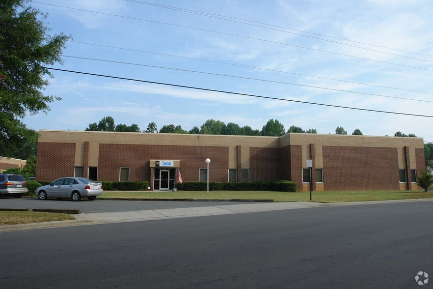 More Photos Of 4740 Dwight Evans Rd, Charlotte Warehouse For Lease
