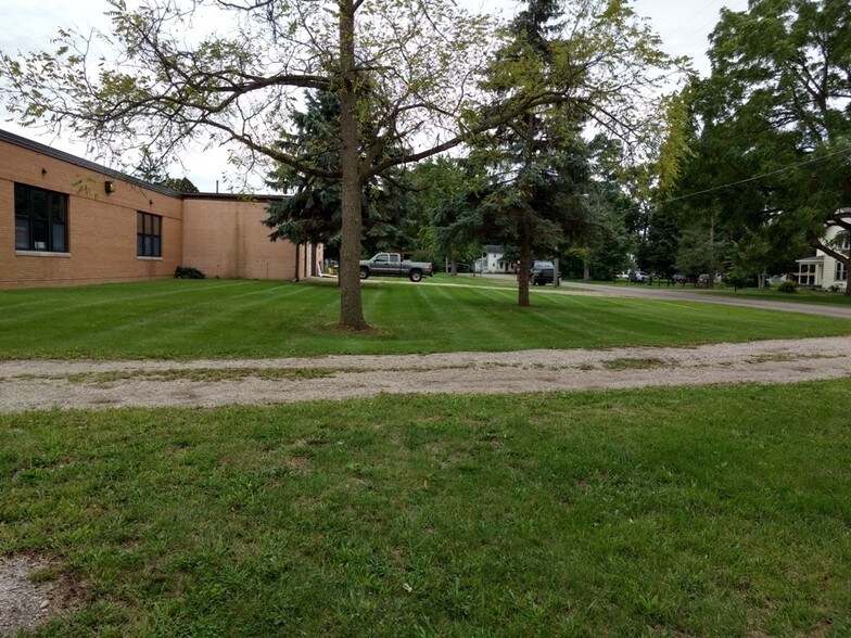 More Photos Of 130 Jackson St, Cement City Schools For Sale