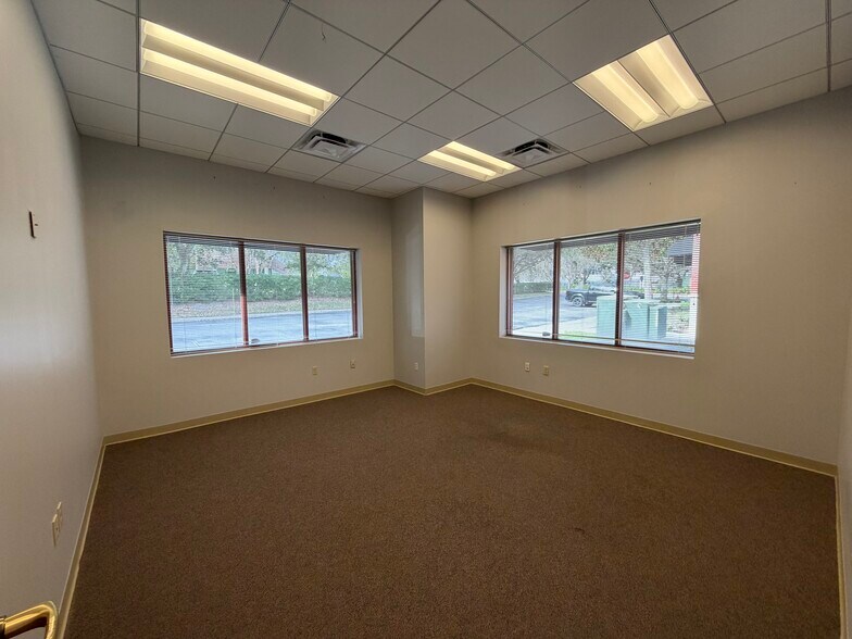 More Photos Of 745 Primera Blvd, Lake Mary Medical For Lease