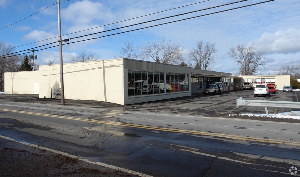 Primary Photo Of 9655 Brewerton Rd, Brewerton Freestanding For Lease