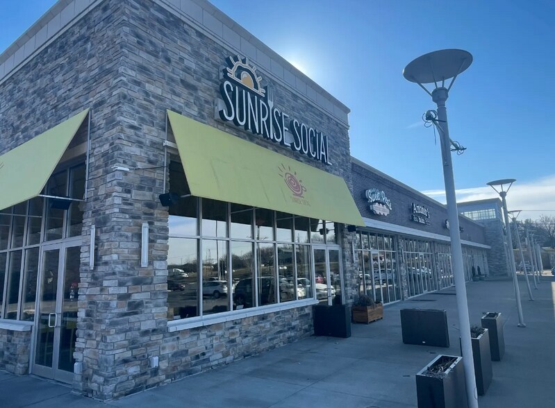 More Photos Of 3875 Massillon Rd, Uniontown Unknown For Lease